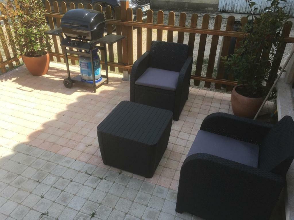 Gite Du Serre De Boudre Climatise, Spa Permanent Buisson Exteriér fotografie