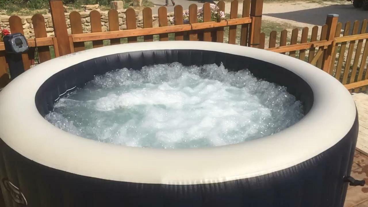 Gite Du Serre De Boudre Climatise, Spa Permanent Buisson Exteriér fotografie